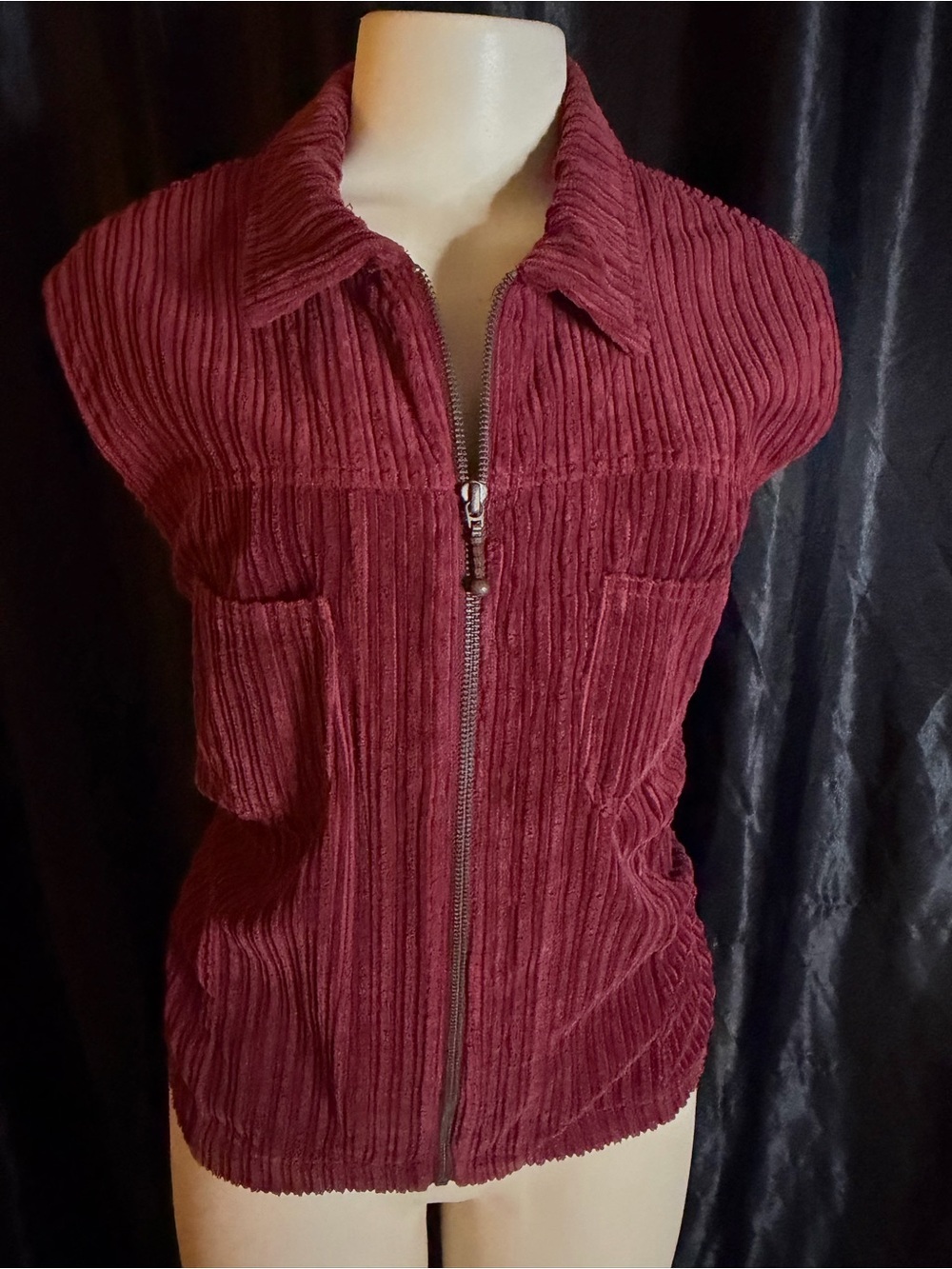 Marsh Landing Ribbed Zip-Front Tank in Burgundy